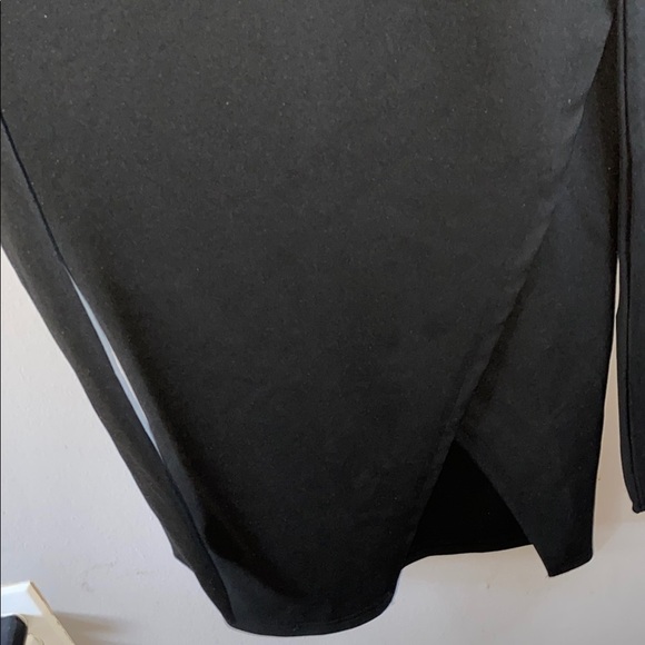 Boohoo Black Asymmetrical Sheath Dress V-Neck Dolman Sleeve - Picture 4 of 13